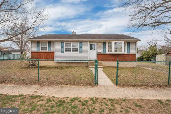 810 ASBURY AVE, National Park, NJ 08063