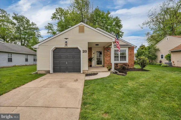 20 LAKEBRIDGE DR, Deptford, NJ 08096