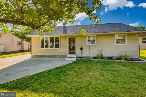 1183 HARKER AVE, West Deptford, NJ 08096