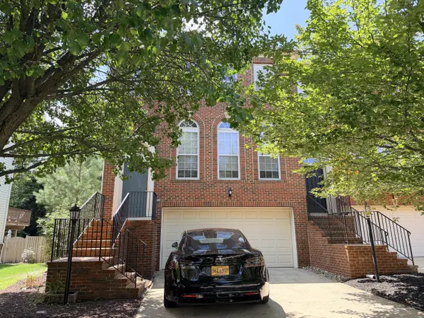 19232 Kepharts Mill Ter, Leesburg, VA 20176-3864