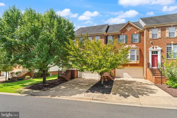 19232 KEPHARTS MILL TER, Leesburg, VA 20176