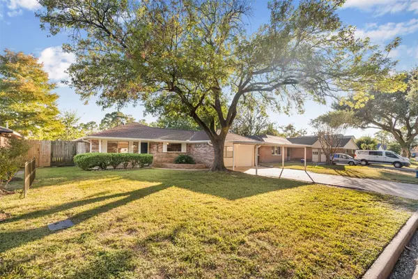 9623 Vilven LN, Houston, TX 77080