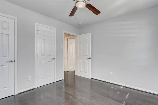 4130 N Braeswood BLVD, Houston, TX 77025