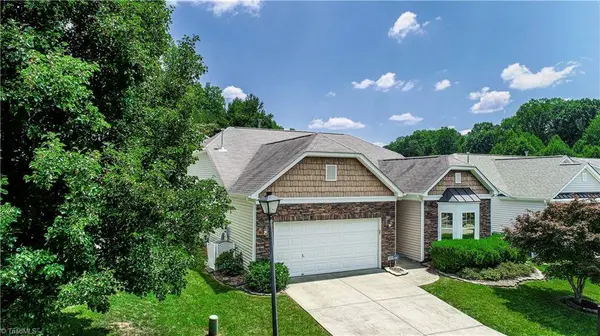 5019 Brian Center LN, Winston-salem, NC 27106