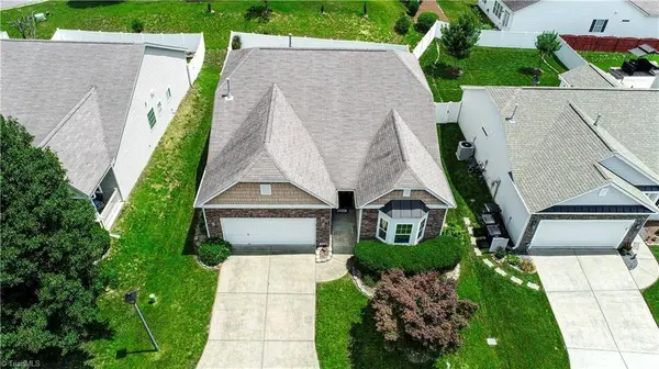 5019 Brian Center LN, Winston-salem, NC 27106