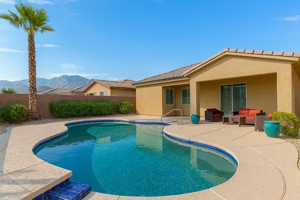 feature image of Why Do Most Las Vegas Pool Home Buyers, Buy in the Spring?