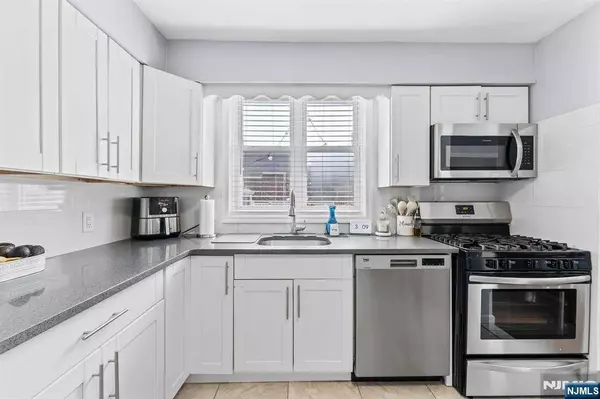 202 Myers AVE, Hasbrouck Heights, NJ 07604