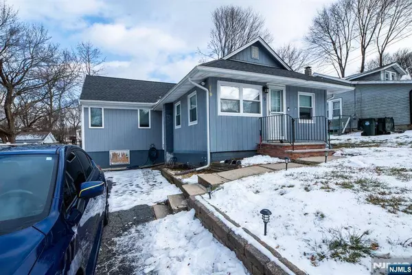 9 Prospect AVE, Mount Olive Township, NJ 07828