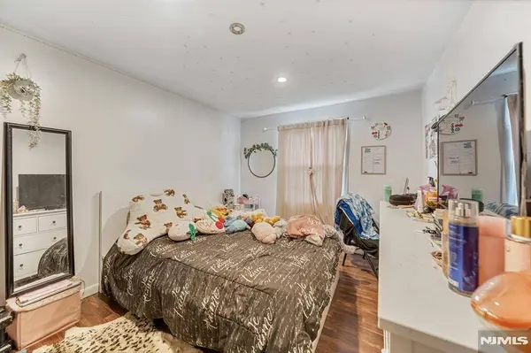 13 Allen ST #13, Passaic, NJ 07055