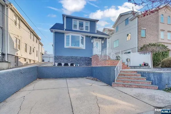 644 Valley Brook AVE, Lyndhurst, NJ 07071