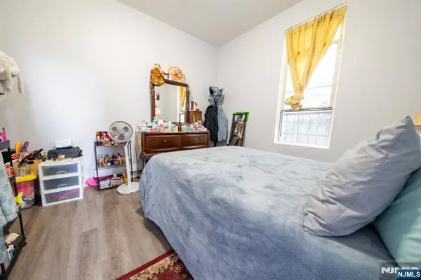 1808 West ST, Union City, NJ 07087