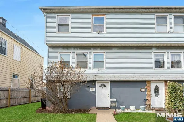 13 Allen ST #23