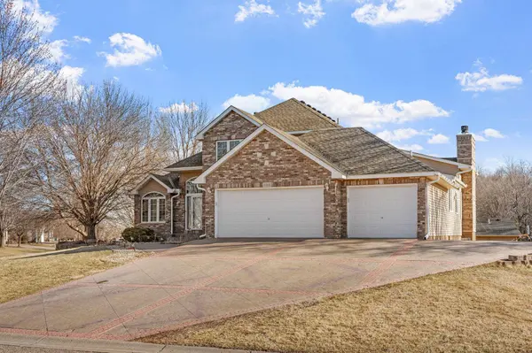 23648 Juniper CT, Rogers, MN 55374