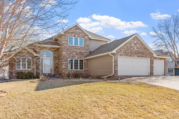 23648 Juniper CT, Rogers, MN 55374