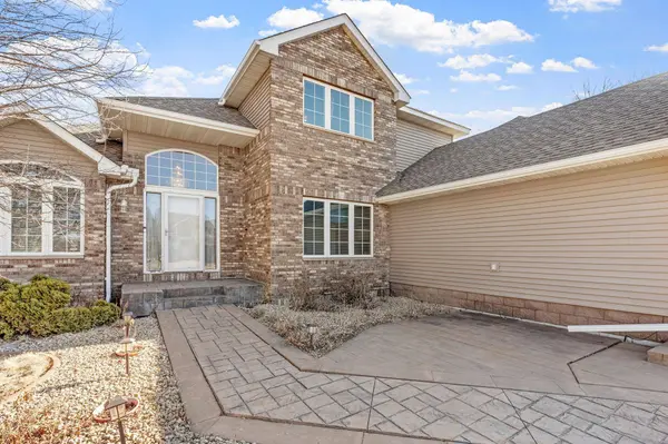 23648 Juniper CT, Rogers, MN 55374