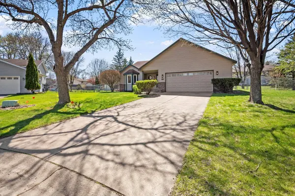 8125 122nd LN N, Champlin, MN 55316