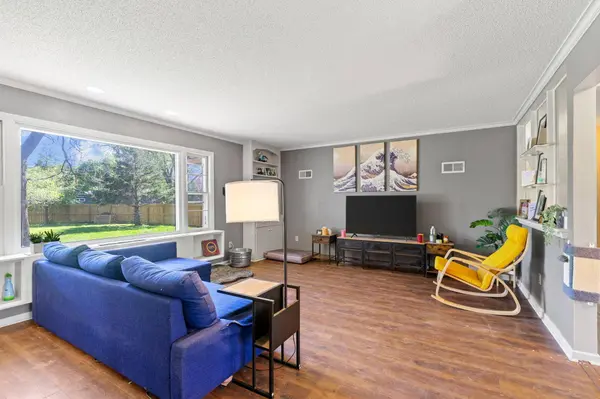 531 E School ST, Owatonna, MN 55060