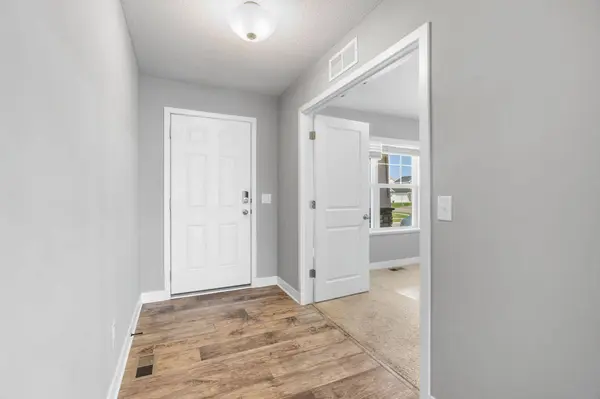 18172 Hartlin AVE, Lakeville, MN 55044