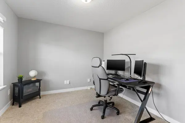 18172 Hartlin AVE, Lakeville, MN 55044