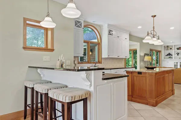 11600 43rd AVE N, Plymouth, MN 55442