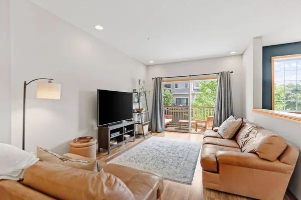 13907 54th AVE N, Plymouth, MN 55446