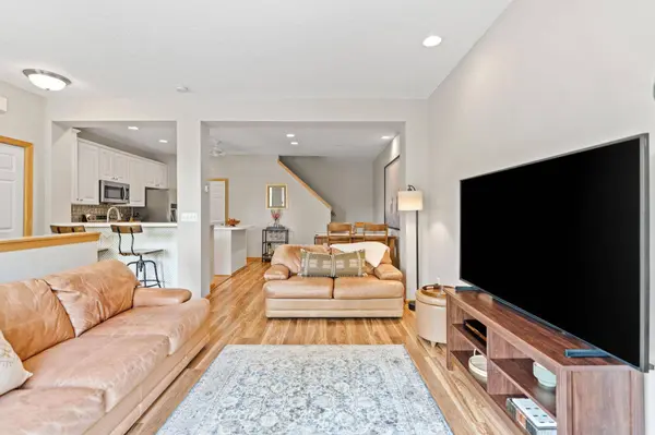 13907 54th AVE N, Plymouth, MN 55446