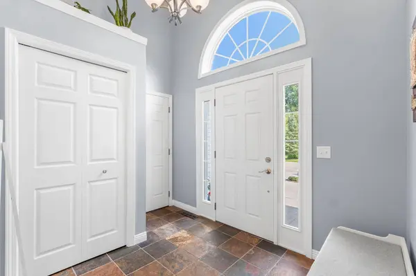 13735 57th AVE N, Plymouth, MN 55446