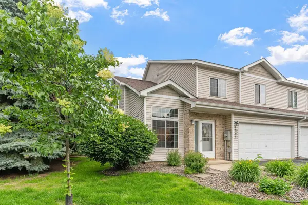 1297 124th AVE NE, Blaine, MN 55434