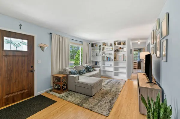 9301 Northwood Pkwy, New Hope, MN 55427