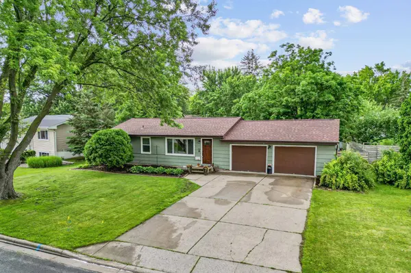 9301 Northwood Pkwy, New Hope, MN 55427