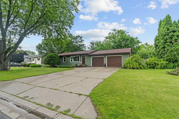 9301 Northwood Pkwy, New Hope, MN 55427