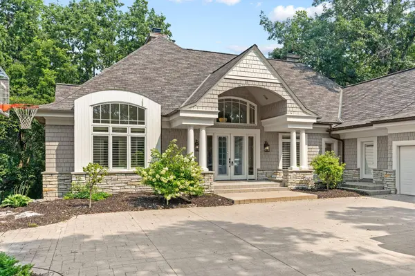 10796 Purdey RD, Eden Prairie, MN 55347