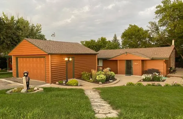 4562 Fillmore AVE NW, Maple Lake, MN 55358