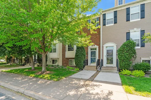 4107 Regent AVE N, Robbinsdale, MN 55422
