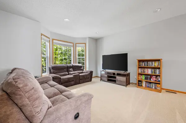 4107 Regent AVE N, Robbinsdale, MN 55422