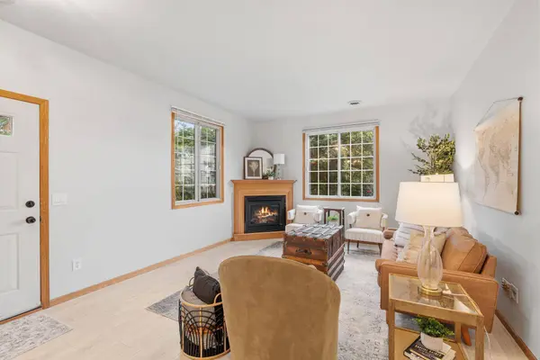 17913 96th AVE N, Maple Grove, MN 55311