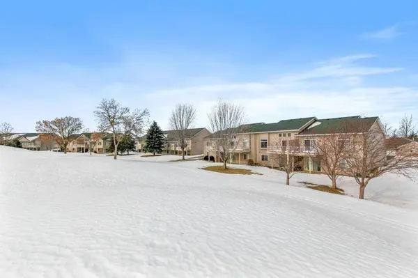 3909 93rd AVE N, Brooklyn Park, MN 55443