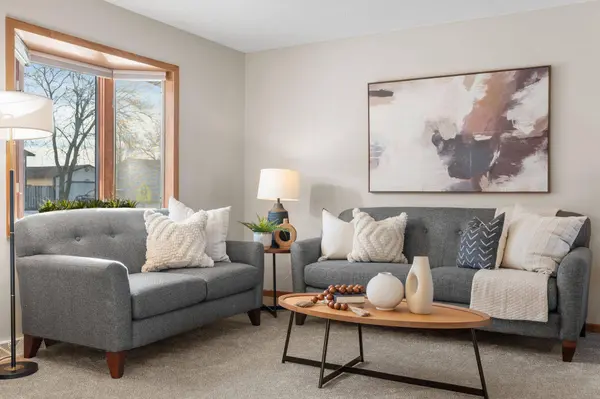 9990 99th AVE N, Maple Grove, MN 55369