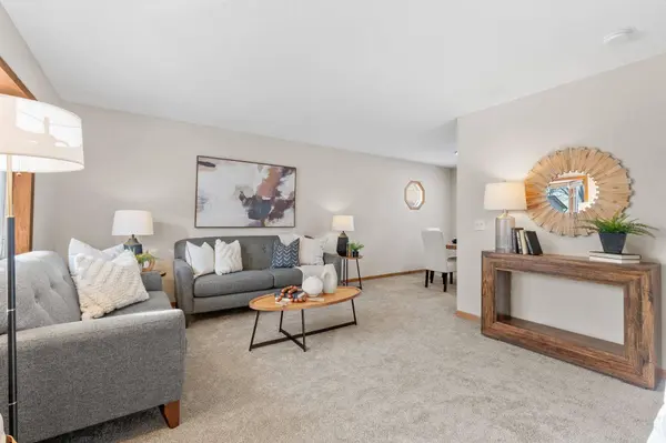 9990 99th AVE N, Maple Grove, MN 55369