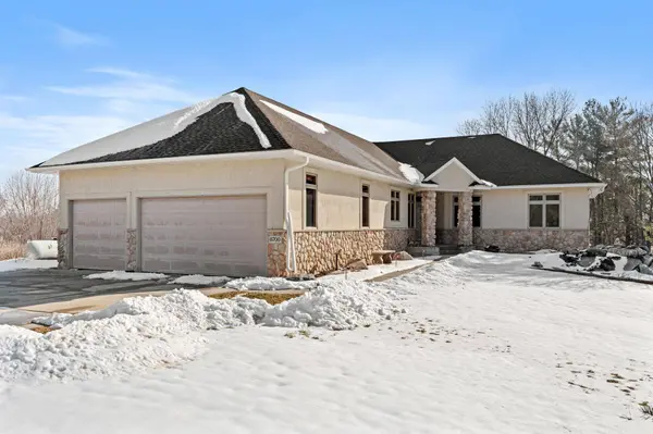 8700 Grace LN, Greenfield, MN 55357