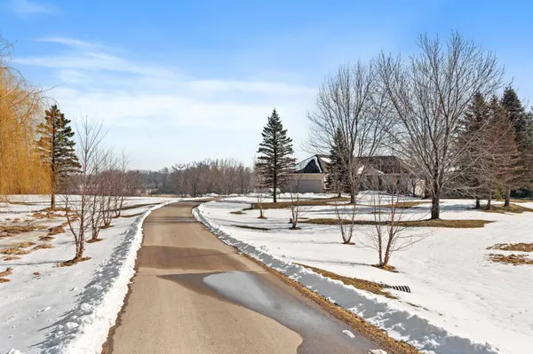 8700 Grace LN, Greenfield, MN 55357