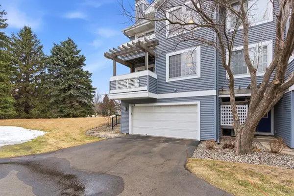 15665 24th AVE N #E, Plymouth, MN 55447