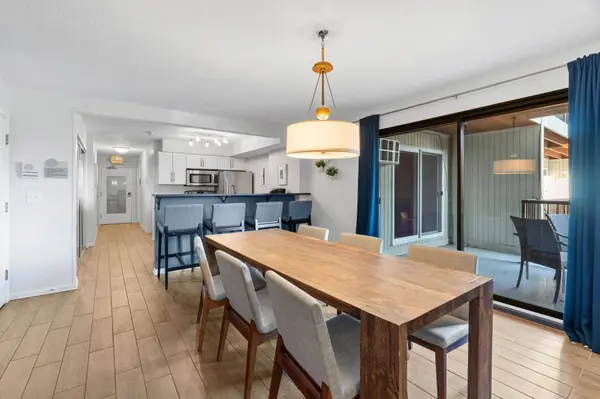 4820 Park Commons DR #21, Minneapolis, MN 55416