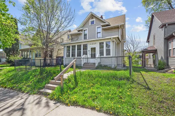 1325 Newton AVE N, Minneapolis, MN 55411