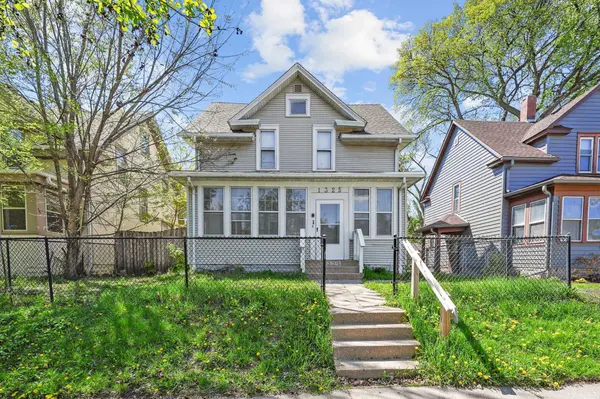 1325 Newton AVE N, Minneapolis, MN 55411