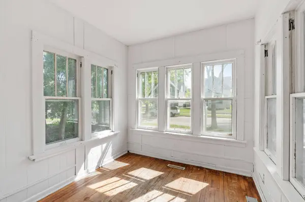1655 Sheridan AVE N, Minneapolis, MN 55411