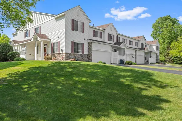 4611 Blaine AVE #1308, Inver Grove Heights, MN 55076