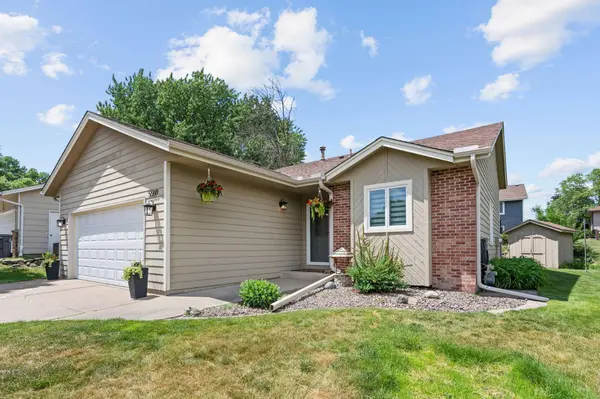 5560 W 131st ST, Savage, MN 55378