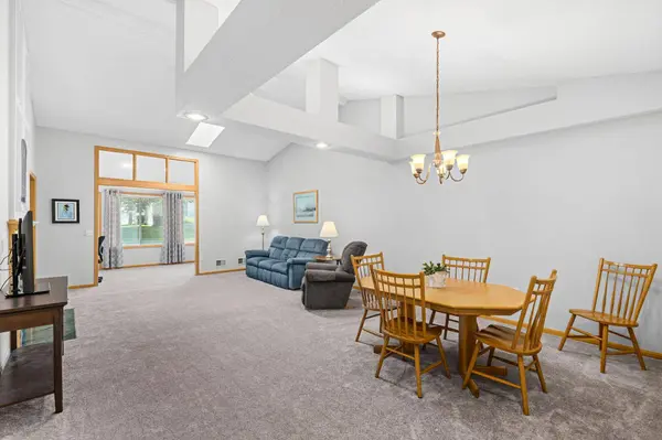 9120 Prairieview LN N, Champlin, MN 55316