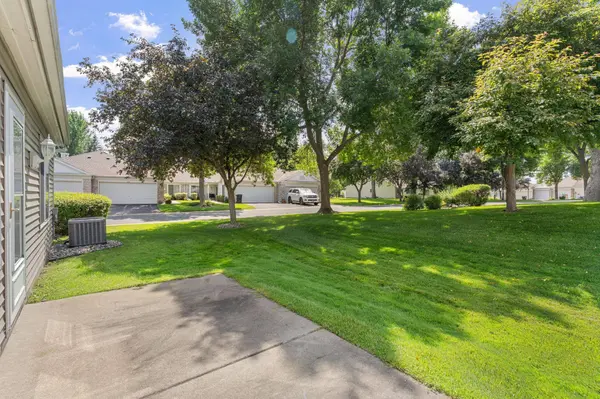 9120 Prairieview LN N, Champlin, MN 55316